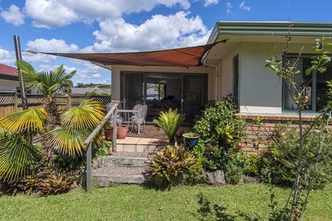 Photo of property in 13 Whangarei Heads Road, Onerahi, Whangarei, 0110