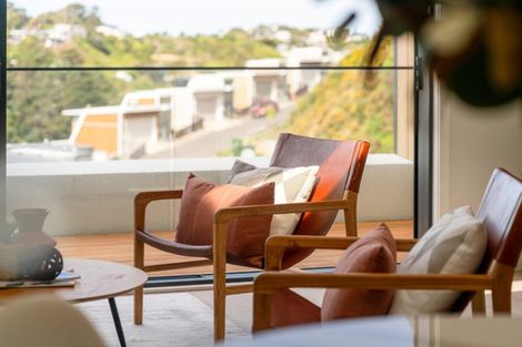 Photo of property in 109 Tiketike Way, Brooklyn, Wellington, 6021