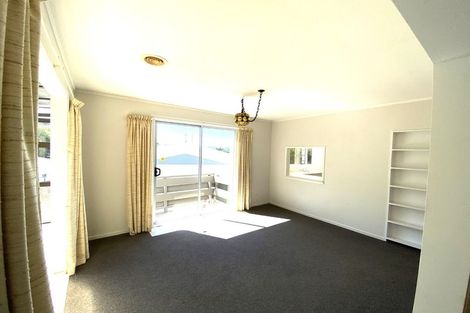 Photo of property in 15 Fyvie Avenue, Tawa, Wellington, 5028