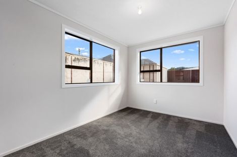 Photo of property in 2/23a Ranfurly Street, Trentham, Upper Hutt, 5018