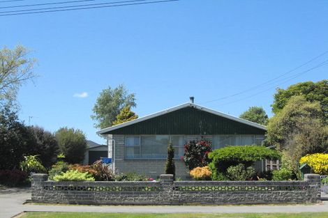 Photo of property in 6 Chedworth Avenue, Bishopdale, Christchurch, 8053