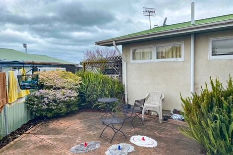 Photo of property in 2/163 Vigor Brown Street, Napier South, Napier, 4110