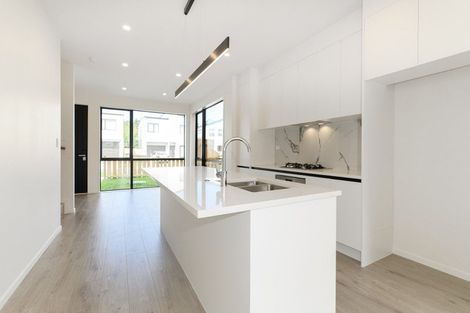 Photo of property in 17 Coast Garden Drive, Hobsonville, Auckland, 0616