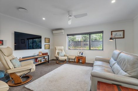Photo of property in 32 Leeward Drive, Whitianga, 3510