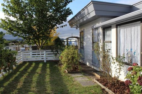 Photo of property in 2 Kahu Street, Mangakino, 3421