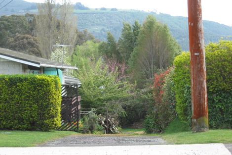 Photo of property in 132a Koutu Road, Kawaha Point, Rotorua, 3010