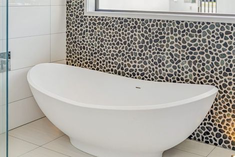 Photo of property in 91 Endeavour Drive, Whitby, Porirua, 5024