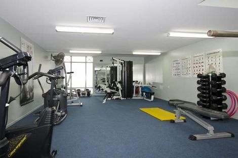 Photo of property in The Statesman Apartments, 1006/1 Parliament Street, Auckland Central, Auckland, 1010