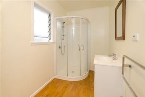 Photo of property in 40 Puriri Street, Helensville, 0800