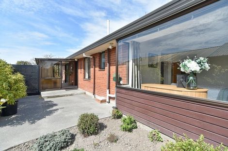 Photo of property in 7 Creese Place, Redwood, Christchurch, 8051