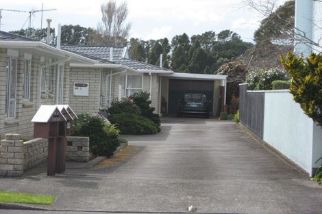 Photo of property in 2/13 Norman Street, Lower Vogeltown, New Plymouth, 4310