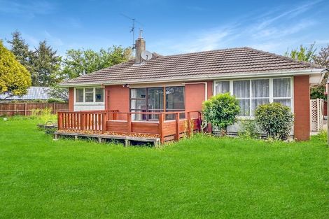 Photo of property in 5 Nyton Place, Bryndwr, Christchurch, 8053