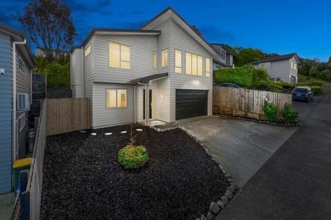 Photo of property in 18 Brownlee Place, Pukekohe, 2120