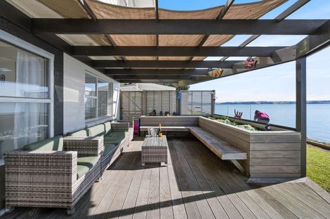 Photo of property in 59 Torkar Road, Clarks Beach, 2122