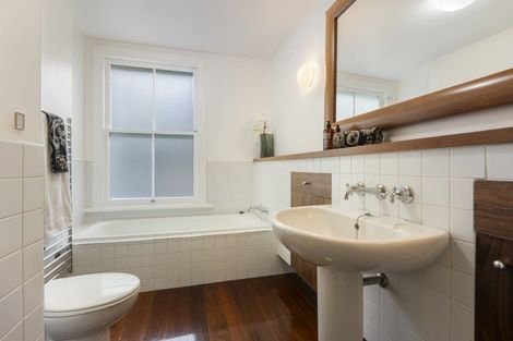 Photo of property in 73 Hinemoa Street, Birkenhead, Auckland, 0626