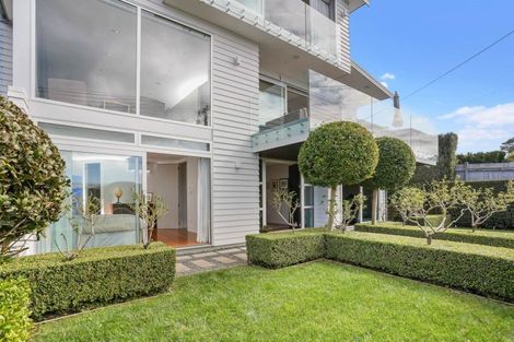 Photo of property in 81 Seacliffe Avenue, Narrow Neck, Auckland, 0622