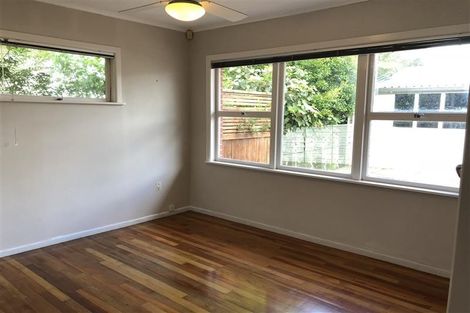 Photo of property in 57 Hutchinsons Road, Bucklands Beach, Auckland, 2014