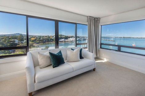 Photo of property in 31a Stanley Point Road, Stanley Point, Auckland, 0624