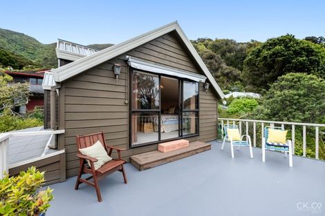 Photo of property in 239a Whites Line East, Waiwhetu, Lower Hutt, 5010