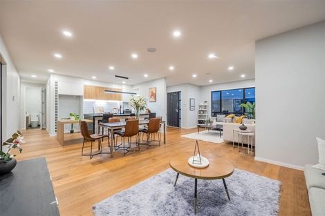 Photo of property in 22 Lewis Younie Road, Kumeu, 0810