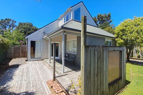 Photo of property in 10 Golf Links Road, Carters Beach, Westport, 7825