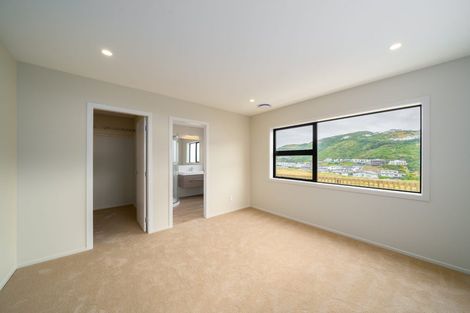 Photo of property in 67 Crompton Avenue, Churton Park, Wellington, 6037