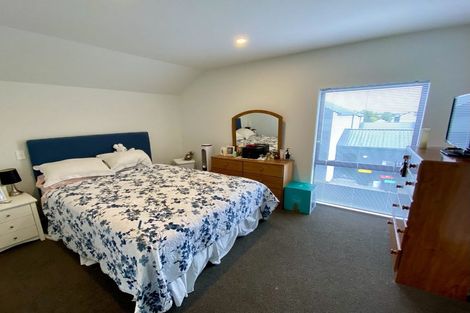 Photo of property in 17 Wheatsheaf Lane, Heathcote Valley, Christchurch, 8022