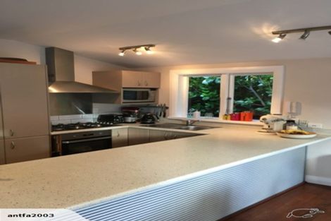 Photo of property in 75 Creswick Terrace, Northland, Wellington, 6012