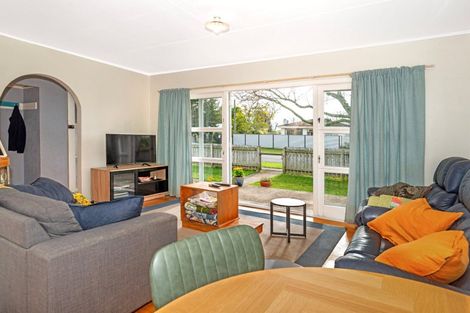 Photo of property in 1 Redmond Street, Elgin, Gisborne, 4010