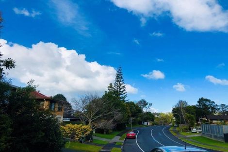 Photo of property in 81 John Downs Drive, Browns Bay, Auckland, 0630