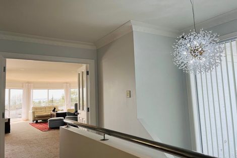 Photo of property in 21 Bleakhouse Road, Howick, Auckland, 2014