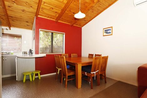 Photo of property in 12 Ohaupo Road, Hamilton Lake, Hamilton, 3204