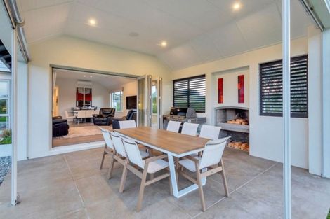 Photo of property in 11 Oak Valley Road, Dairy Flat, Albany, 0792