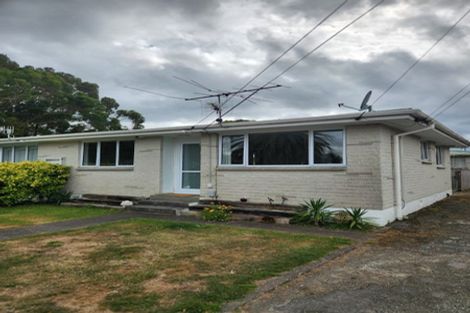 Photo of property in 1/12 Poplar Grove, Ebdentown, Upper Hutt, 5018