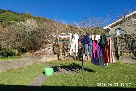 Photo of property in 67 Allington Road, Karori, Wellington, 6012