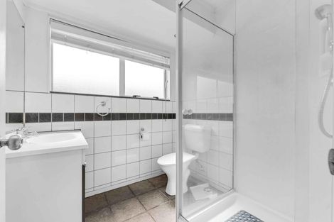 Photo of property in 70 Tington Avenue, Wattle Downs, Auckland, 2103