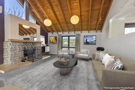 Photo of property in 103 Waikawa Beach Road, Manakau, Levin, 5573