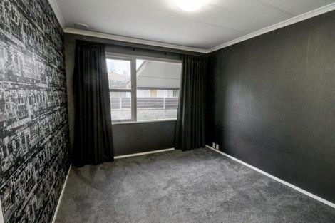Photo of property in 143 Ruamahanga Crescent, Terrace End, Palmerston North, 4410
