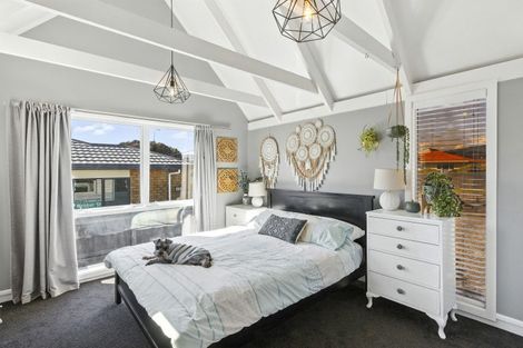 Photo of property in 13 Walton Road, Paraparaumu Beach, Paraparaumu, 5032