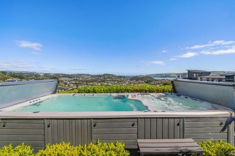 Photo of property in 91 Endeavour Drive, Whitby, Porirua, 5024