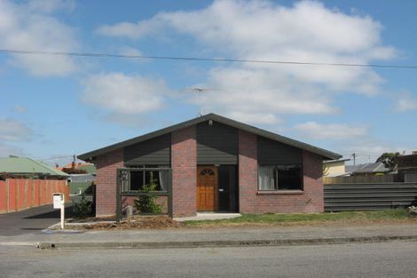 Photo of property in 56 Cox Street, Ashburton, 7700