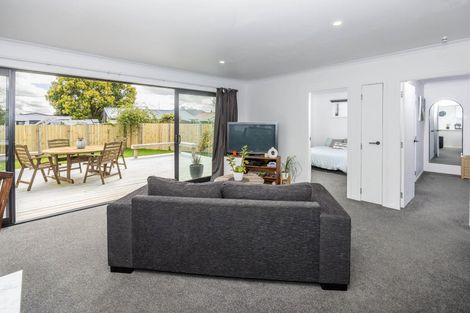 Photo of property in 8b Lee Place, Bader, Hamilton, 3206