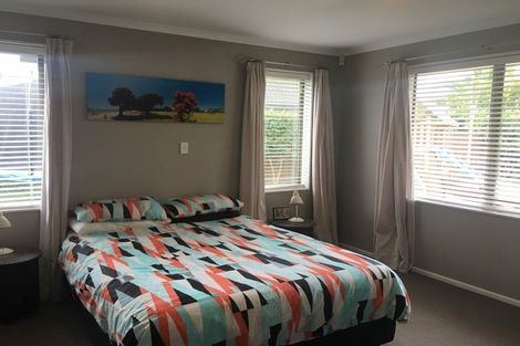 Photo of property in 2 Clydesdale Close, Papamoa Beach, Papamoa, 3118