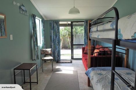 Photo of property in 66 Park Avenue, Waitarere Beach, Levin, 5510