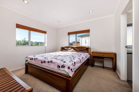 Photo of property in 13 Cartmel Avenue, Massey, Auckland, 0614