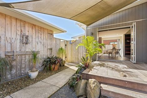 Photo of property in 21a Laurence Street, Manly, Whangaparaoa, 0930