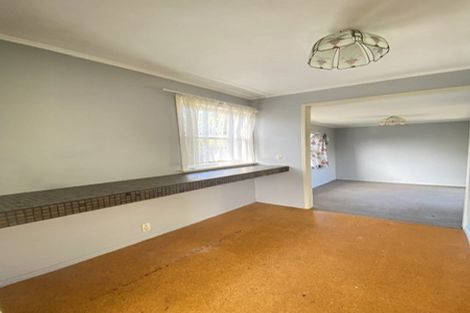 Photo of property in 11 Beswick Place, Birkdale, Auckland, 0626
