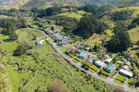Photo of property in 474 Omokoroa Road, Makara, Wellington, 6972