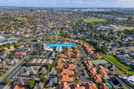 Photo of property in 31 Gillett Place, Botany Downs, Auckland, 2014