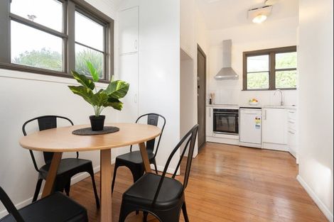 Photo of property in 29 Sidlaw Street, Strathmore Park, Wellington, 6022